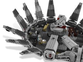 7965 - Millennium Falcon™