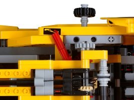 8053 - Mobile Crane