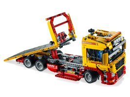 8109 - Flatbed Truck