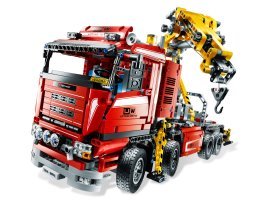 8258 - Crane Truck