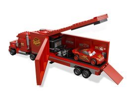 8486 - Mack's Team Truck