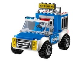 10735 - Police Truck Chase