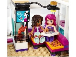 41135 - Livi's Pop Star House