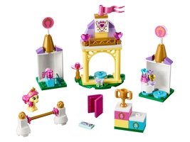 41144 - Petite's Royal Stable